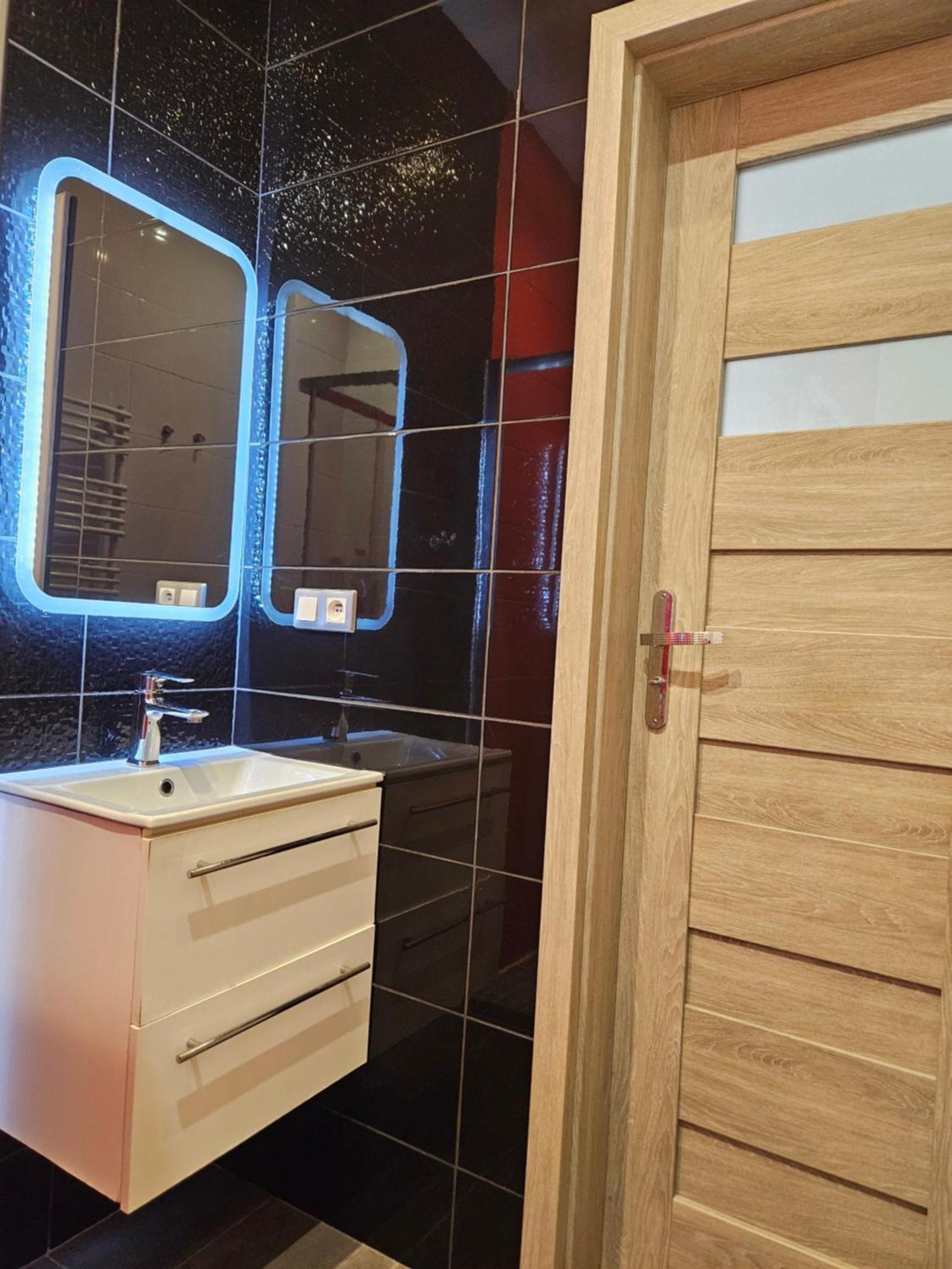 Studio Close To Royal Lazienki Park, Недалеко От Олинек Varsó Kültér fotó