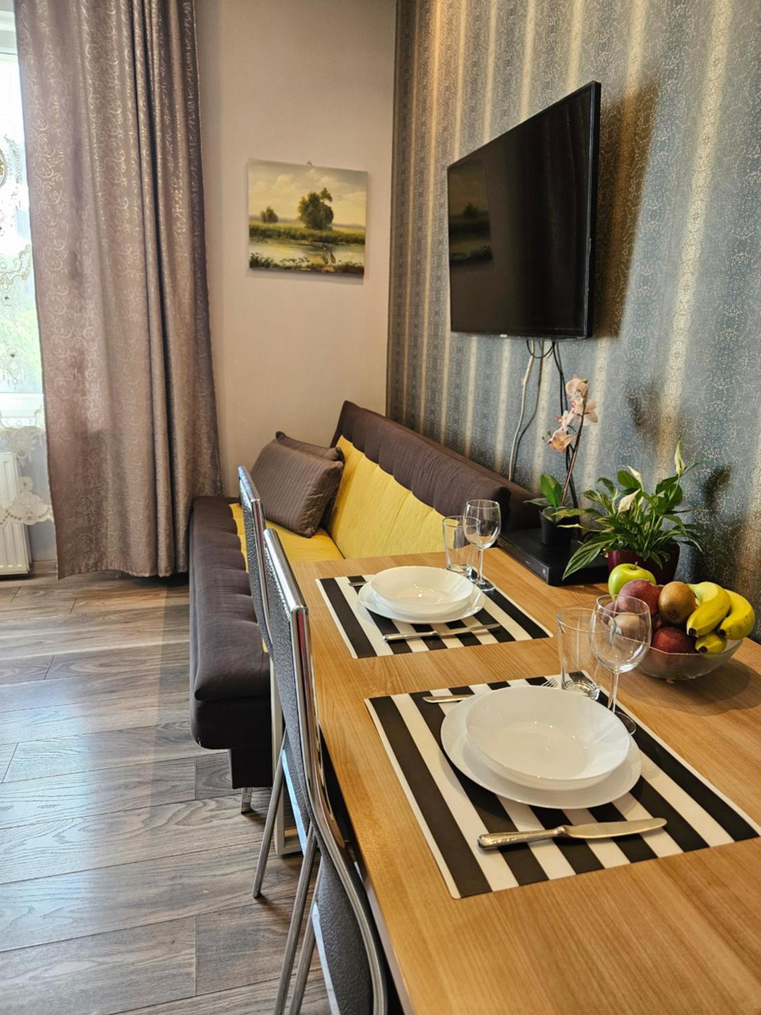 Studio Close To Royal Lazienki Park, Недалеко От Олинек Varsó Kültér fotó